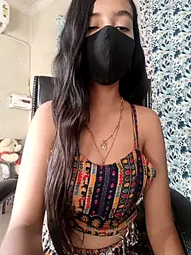 Parinaaz18 online show from 09-25-25, 02:17