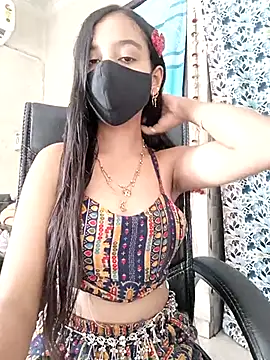 Parinaaz18 online show from 09-28-25, 04:52