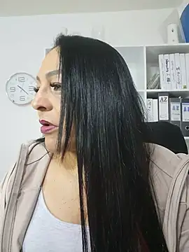 Gina Myers online show from 05-31-26, 03:23