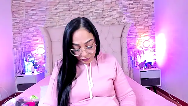 Gina Myers online show from 11-30-25, 12:39