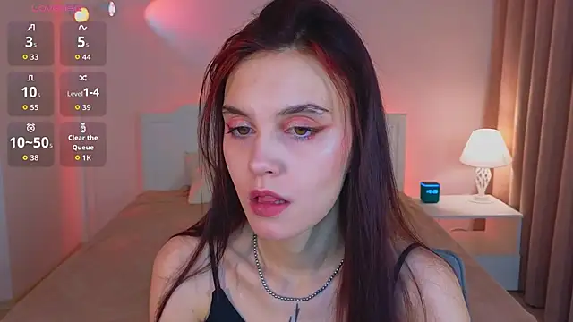 SusieMorris online show from 11-11-25, 02:06