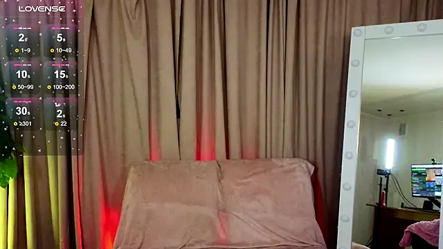 SusieMorris online show from 02-19-25, 05:27