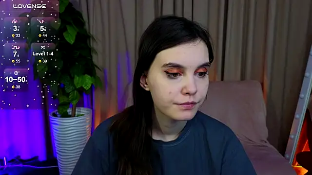 SusieMorris online show from 02-10-25, 01:22