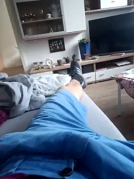 KidoXVII online show from 09-30-25, 04:02