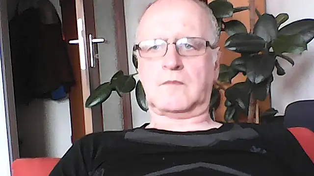 Milkasahne64 online show from 03-13-26, 10:31