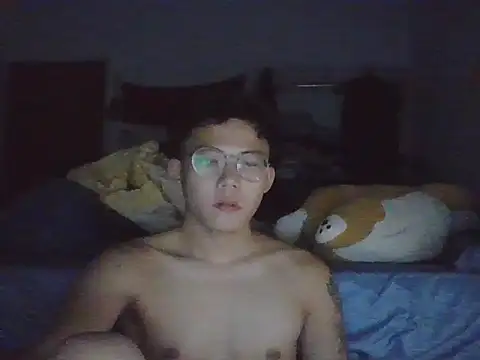 Snapshot of ZHIIz chatting on 12-15-25, 02:34 ZHIIz online show from 12-15-25, 02:34