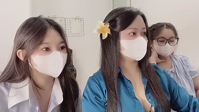 Bamboo Swetie online show from 11-20-25, 03:12