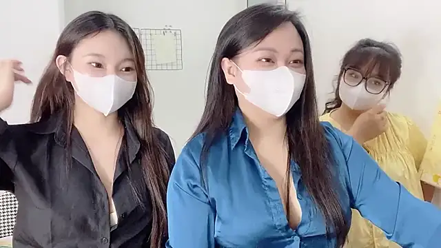 Bamboo Swetie online show from 12-22-25, 03:12