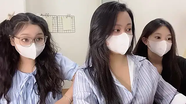 Bamboo Swetie online show from 11-23-25, 03:22