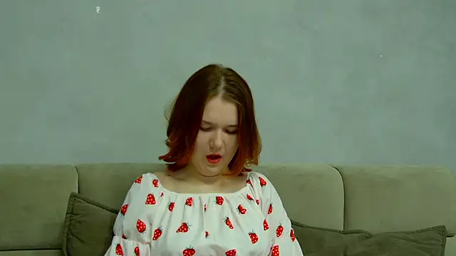 Snapshot of LessySmith chatting on 02-28-26, 05:01 LessySmith online show from 02-28-26, 05:01