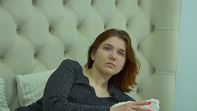 LessySmith online show from 04-05-26, 04:46