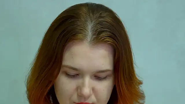 Snapshot of LessySmith chatting on 02-15-26, 04:35 LessySmith online show from 02-15-26, 04:35