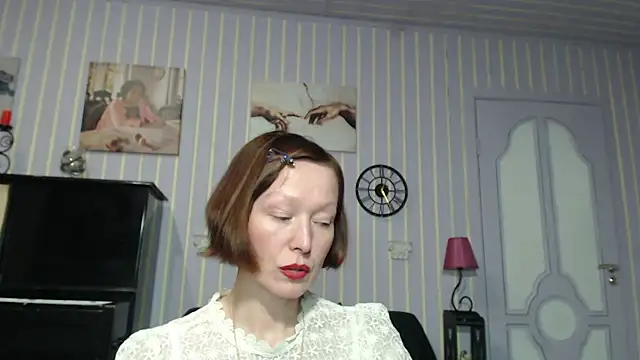 Snapshot of Marquise555 chatting on 02-14-25, 08:37 Marquise555 online show from 02-14-25, 08:37