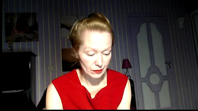 Snapshot of Marquise555 chatting on 09-26-25, 04:25 Marquise555 online show from 09-26-25, 04:25