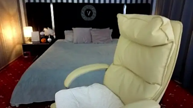 Lexi Si online show from 11-04-25, 07:12