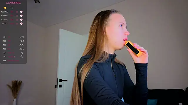 Dream emma online show from 11-19-25, 01:27