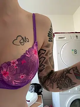 LenaSophie online show from 03-05-25, 12:00