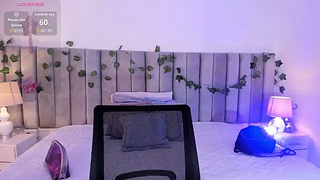 kareena basu online show from 04-19-26, 03:51