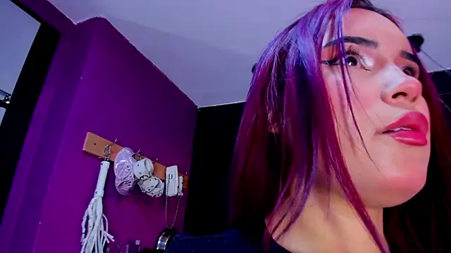 Alexa Slave online show from 12-04-25, 07:02