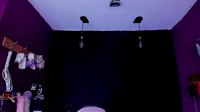 Alexa Slave online show from 02-24-26, 06:53