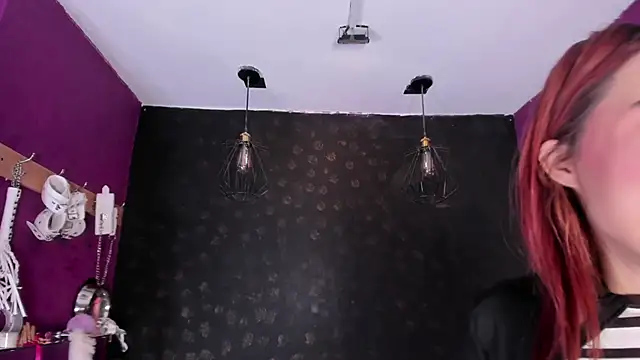 Alexa Slave online show from 10-07-25, 07:04