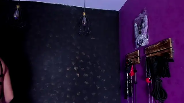 Alexa Slave online show from 11-17-25, 07:07