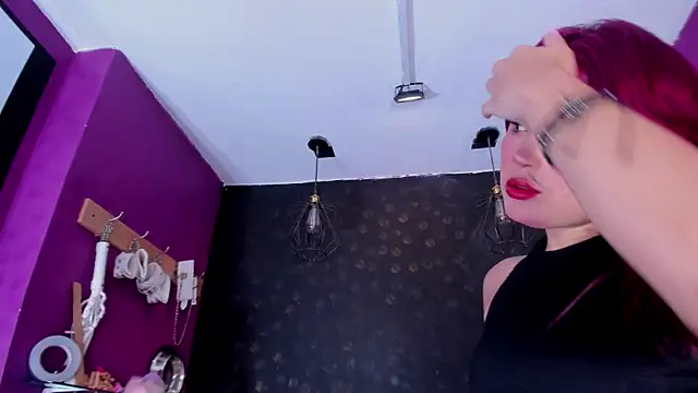 Alexa Slave online show from 10-21-25, 07:24