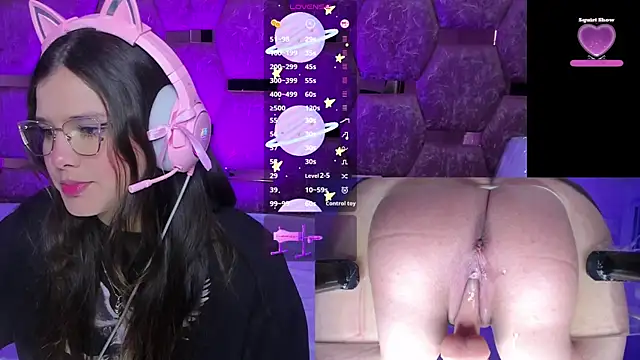 Trianna   online show from 11-29-25, 01:55