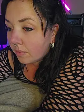 Snapshot of -BonnieBlack- chatting on 07-08-26, 09:04 -BonnieBlack- online show from 07-08-26, 09:04