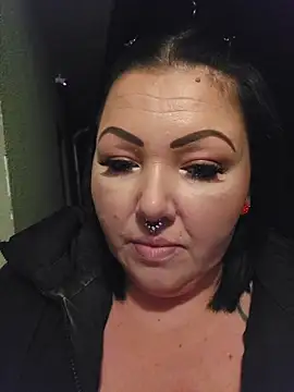 -BonnieBlack- online show from 12-14-25, 02:18