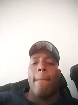 laquerella online show from 02-25-26, 07:03