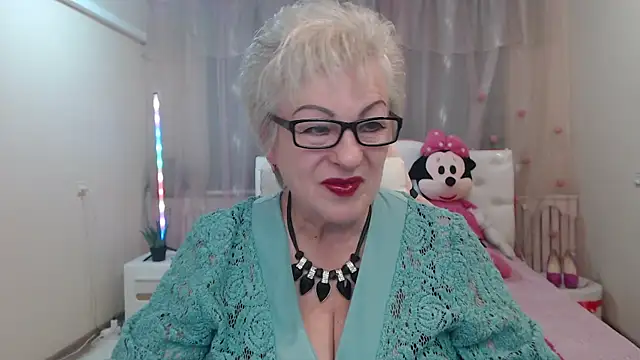 KayleSmoll online show from 09-10-25, 06:18