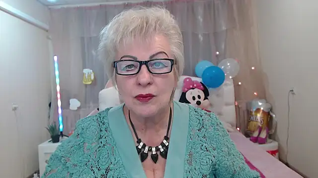 KayleSmoll online show from 09-17-25, 06:21