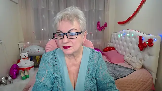 KayleSmoll online show from 03-06-25, 04:52