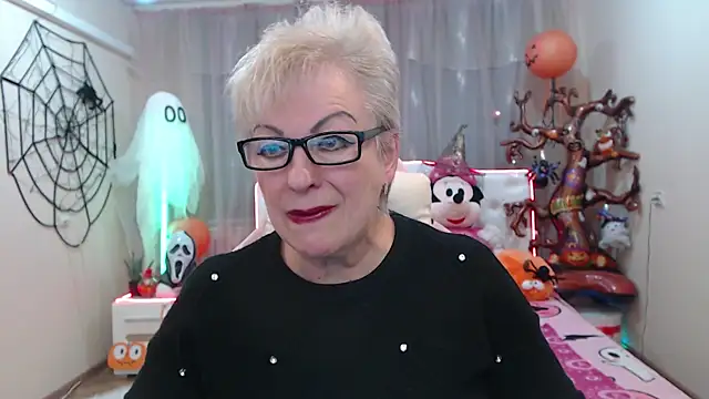 KayleSmoll online show from 11-04-25, 08:01