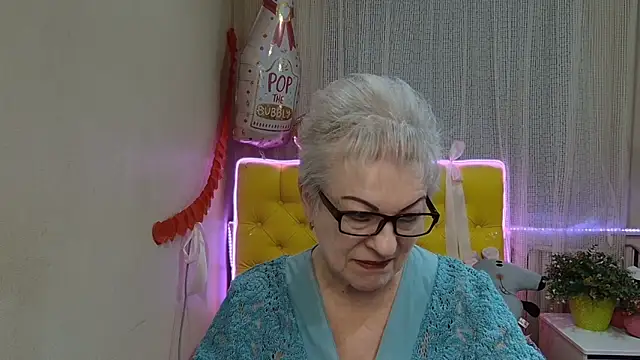 KayleSmoll online show from 03-22-25, 01:54