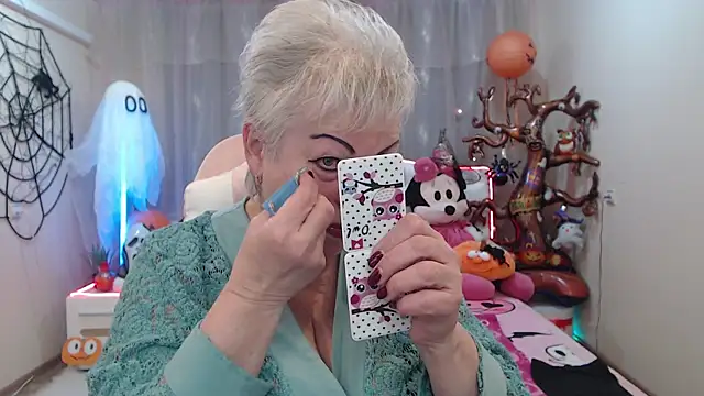 KayleSmoll online show from 10-21-25, 06:51