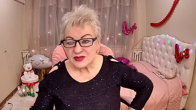 KayleSmoll online show from 03-18-25, 07:44