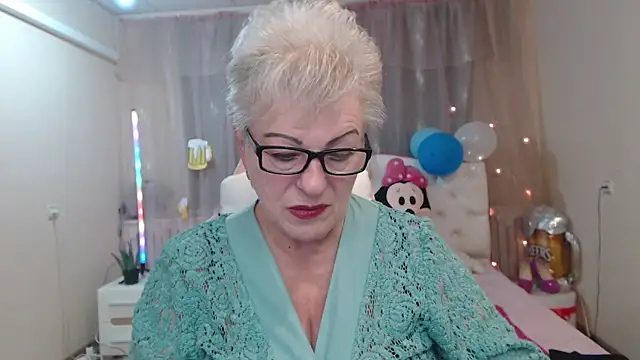 KayleSmoll online show from 09-28-25, 06:26