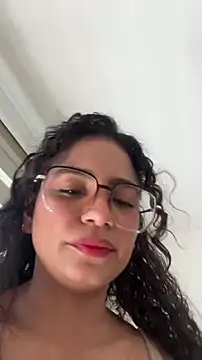 cinnamon rosa online show from 01-18-26, 02:20