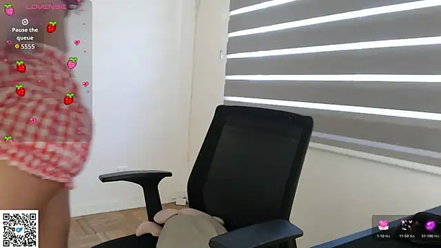 cinnamon rosa online show from 02-08-26, 02:48