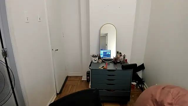 cinnamon rosa online show from 02-12-25, 12:37