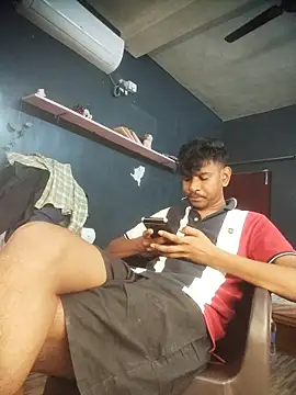 richardjames95 online show from 02-12-26, 07:13