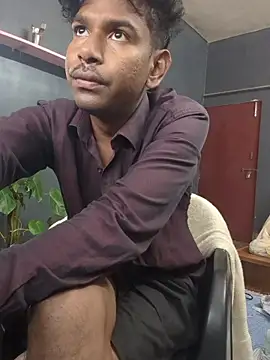 richardjames95 online show from 11-02-25, 02:44