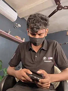 richardjames95 online show from 11-25-25, 06:19