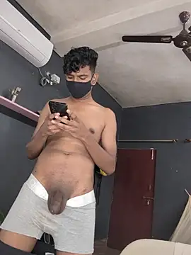 richardjames95 online show from 10-28-25, 01:21