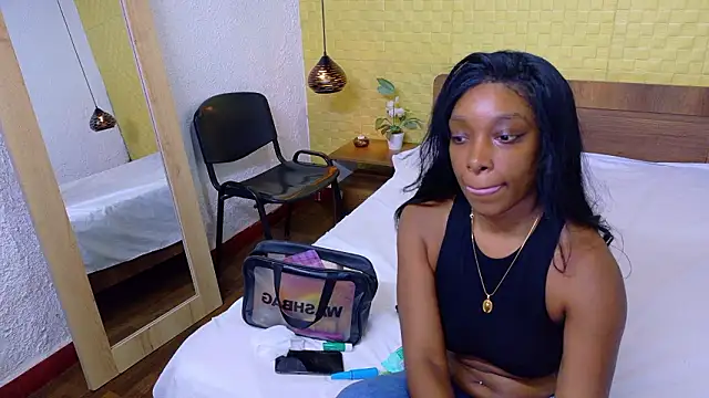 Snapshot of Shamiraa_moore chatting on 02-03-26, 06:46 Shamiraa moore online show from 02-03-26, 06:46