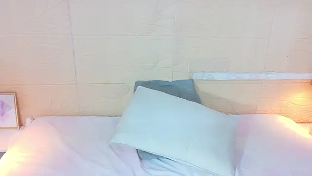 Snapshot of Shamiraa_moore chatting on 09-13-25, 01:44 Shamiraa moore online show from 09-13-25, 01:44