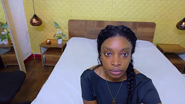 Snapshot of Shamiraa_moore chatting on 02-21-26, 01:13 Shamiraa moore online show from 02-21-26, 01:13