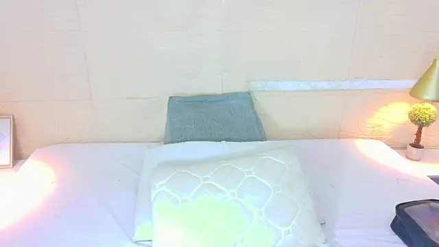 Shamiraa moore online show from 01-08-26, 06:47